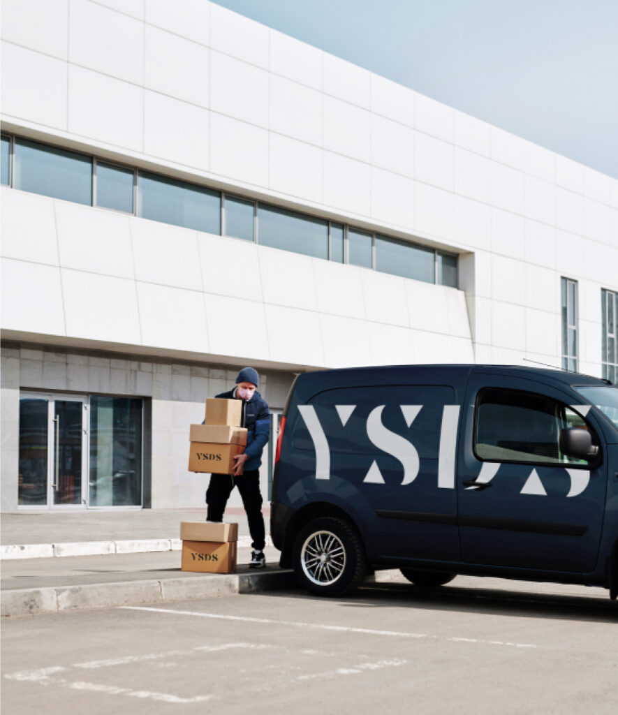 YSDS branded car